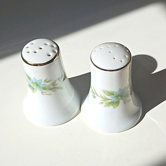 Floral White Reusable Salt and Pepper Shakers with Gold Trim - Picture 1 of 5